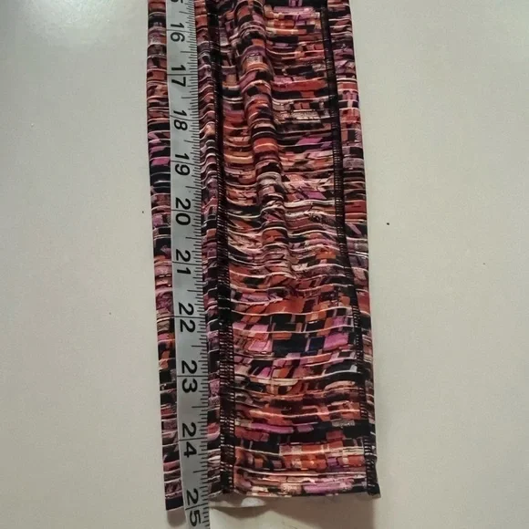 Lululemon Fast and Free Tight II Leggings 25" *Nulux Size 6 - Picture 10 of 10